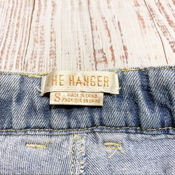 NWT The Hanger Medium Wash High Rise Jean Shorts S - Picture 3 of 5